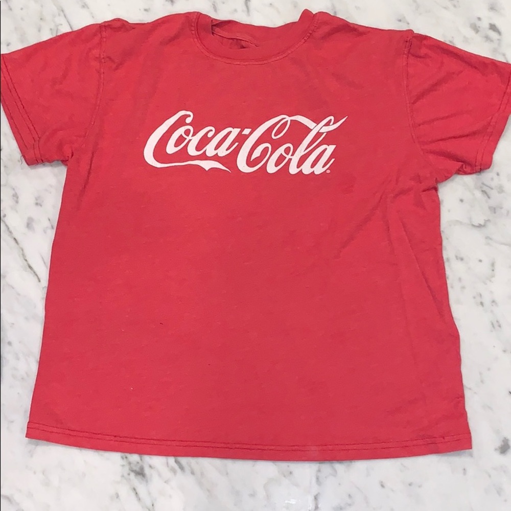 T- shirt